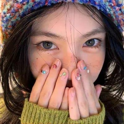 郝倪 海报