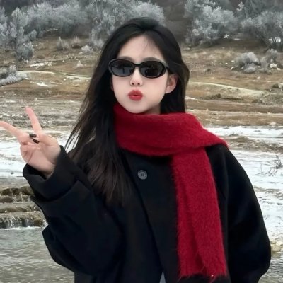上帝存在，她叫佩特鲁尼娅 海报